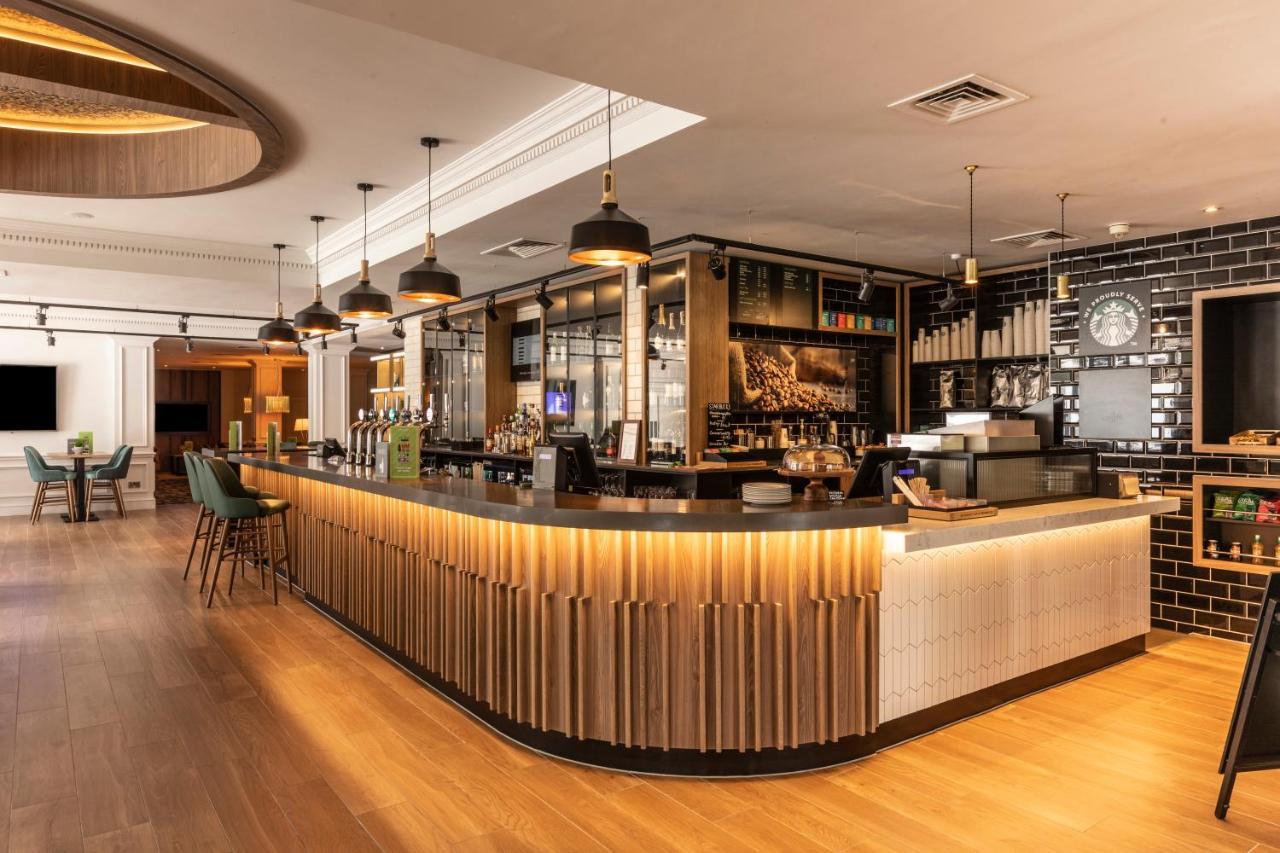 Holiday Inn Guildford By Ihg Exterior foto
