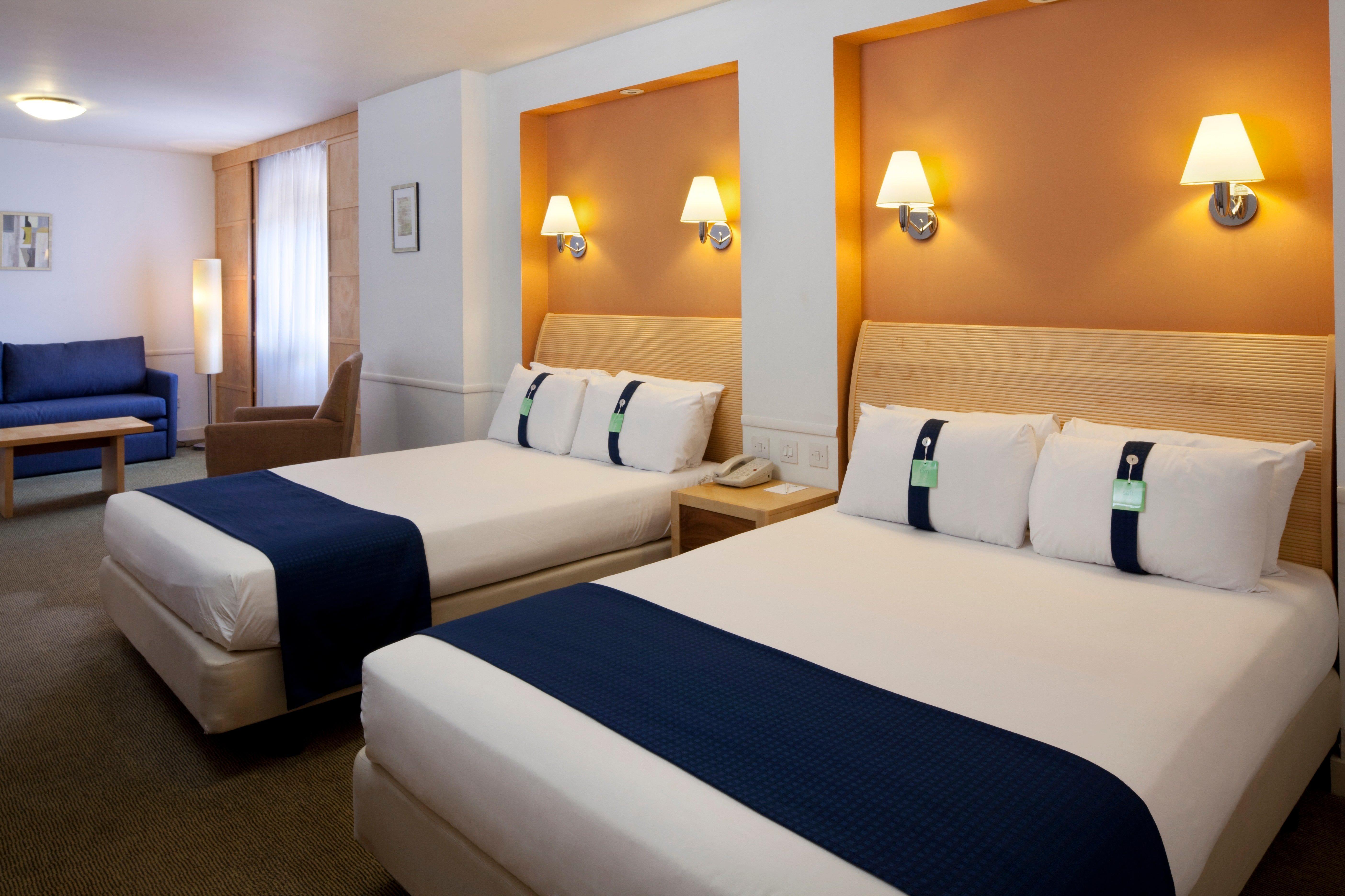 Holiday Inn Guildford By Ihg Exterior foto